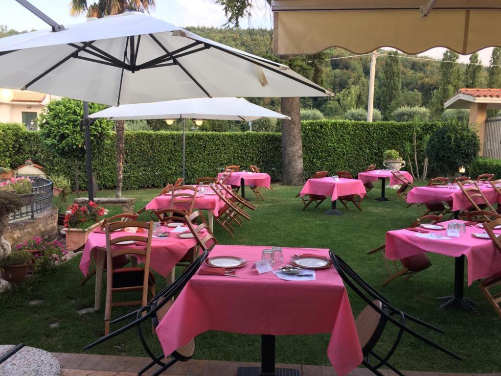 Il Salice Hotel Civitella Del Tronto Ngoại thất bức ảnh