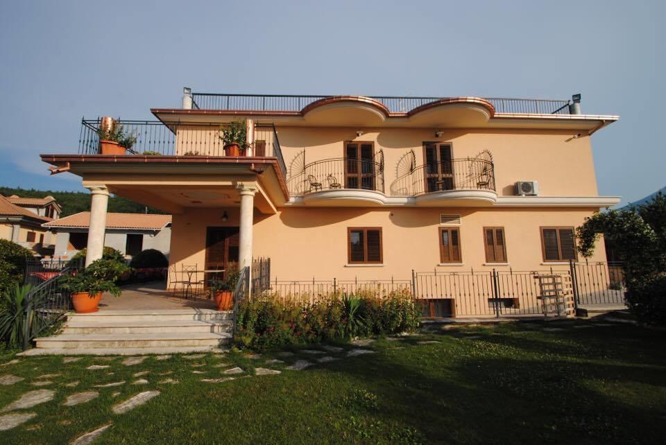 Il Salice Hotel Civitella Del Tronto Ngoại thất bức ảnh