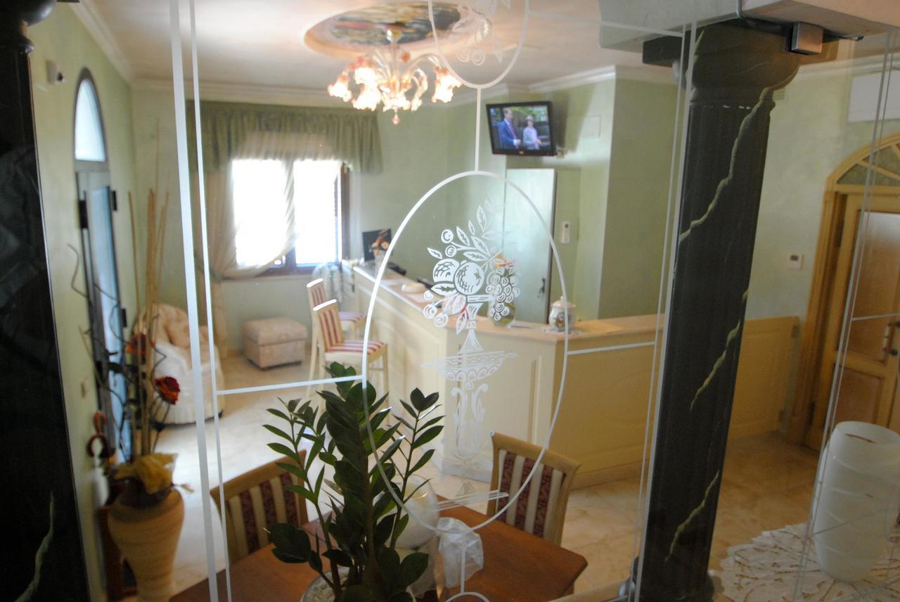 Il Salice Hotel Civitella Del Tronto Ngoại thất bức ảnh